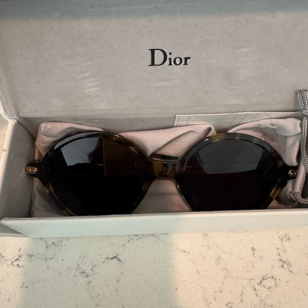 Dior Tortoiseshell Round Sunglasses with Dark Lenses - Picture 6 of 7